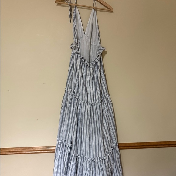 Lulus Vacay Babe Grey White Blue Striped Halter Maxi Dress M - Picture 14 of 15